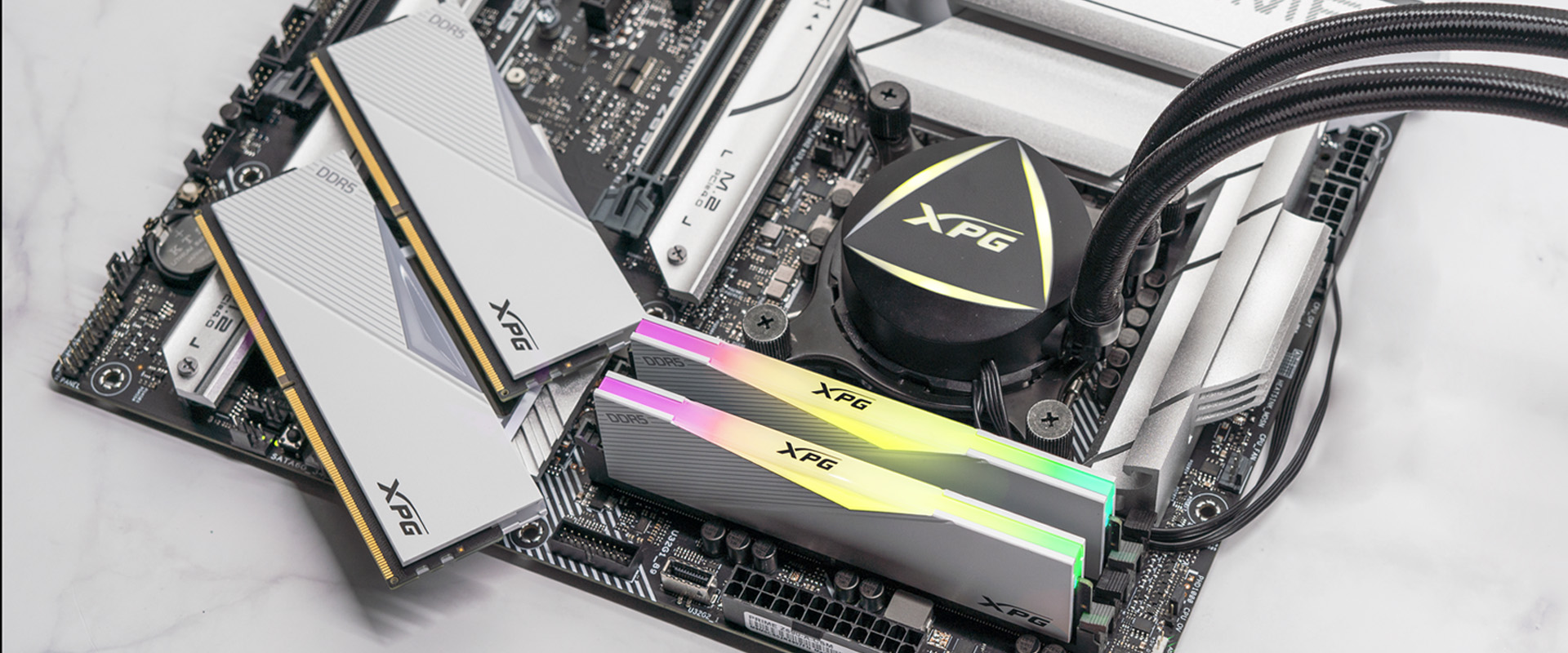 LANCER RGB DDR5 DRAM モジュール | XPG