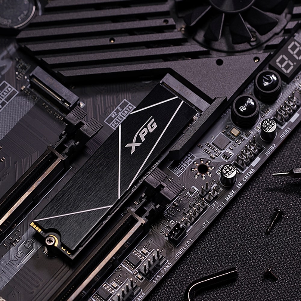 XPG Gaming GAMMIX S70 BLADE PCIe M.2 NVMe SSD｜XPG